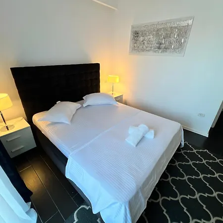 Black Sea Terrace Luxury Apartman *